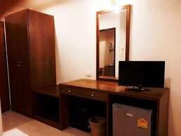 Nathon Residence