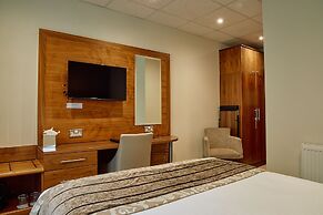 Briar Court Hotel
