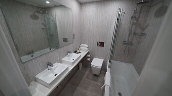 Briar Court Hotel