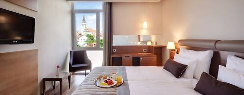 Hotel Kaj