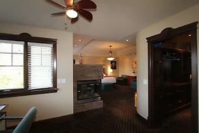 Westmount River Inn