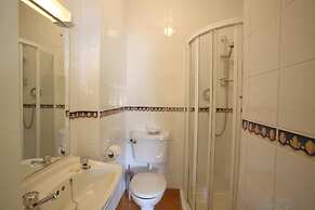 Brooklodge B&B