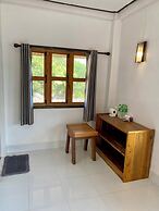 Phi Phi Relax Beach Resort