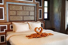 Phi Phi Relax Beach Resort