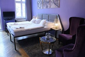 ArtHotel Connection