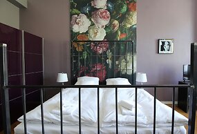 ArtHotel Connection