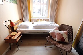 ArtHotel Connection