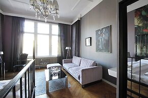 ArtHotel Connection