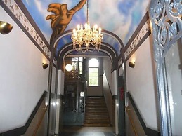 ArtHotel Connection