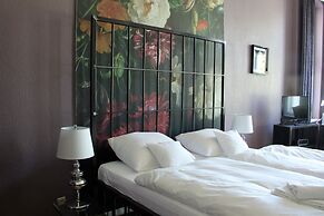 ArtHotel Connection