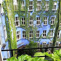 ArtHotel Connection