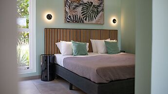 Blue Bay Lodges