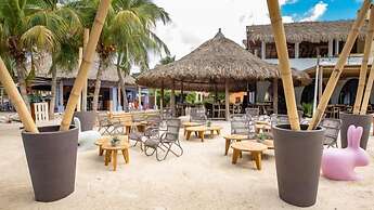 Blue Bay Lodges