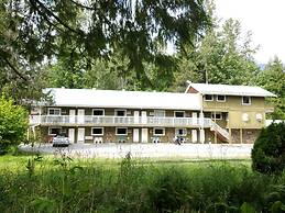 The Hitching Post Motel