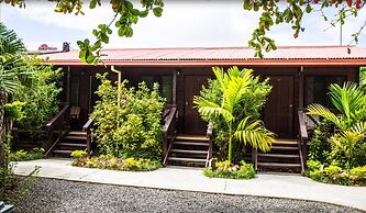 Eden's Edge Hotel