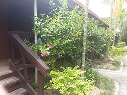 Eden's Edge Hotel