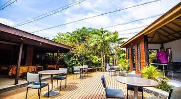 Eden's Edge Hotel