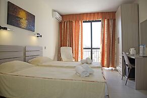 Relax Inn Hotel