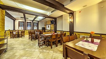 All Seasons Club