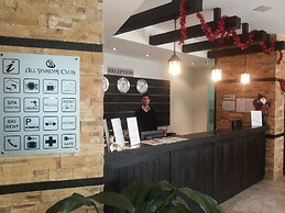 All Seasons Club