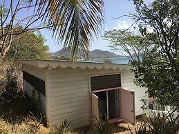 Green Roof Inn