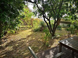 Green Roof Inn