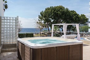 Alua Gran Camp de Mar Hotel