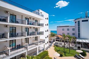 Ticho's Greenblu Hotel