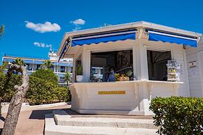 Ticho's Greenblu Hotel