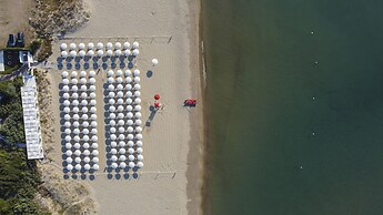 Ticho's Greenblu Hotel