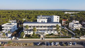 Ticho's Greenblu Hotel