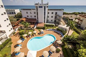 Ticho's Greenblu Hotel