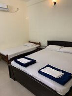 Palm Grove Service Villa