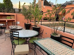 Riad Abaka by Ghali