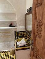 Riad Abaka by Ghali