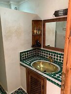 Riad Abaka by Ghali