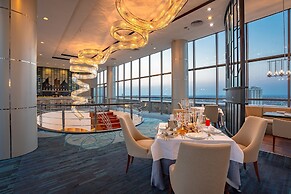 Gumaya Tower Hotel Semarang