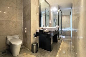 Grand Candi Hotel