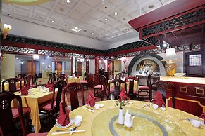 Grand Candi Hotel
