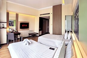 Grand Candi Hotel