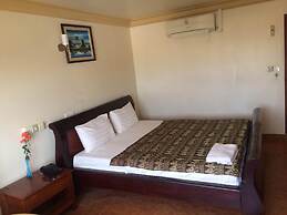 Lux Guesthouse