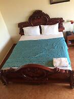 Lux Guesthouse