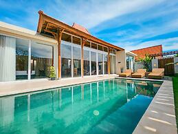 Svarna Suite Seminyak