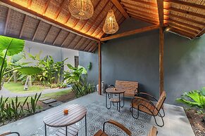 Svarna Suite Seminyak