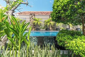 Svarna Suite Seminyak