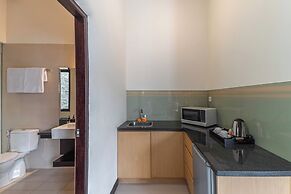 Svarna Suite Seminyak