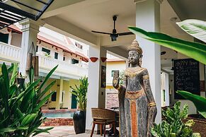 Residence Wat Damnak