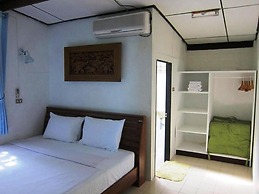 Bang Po Village