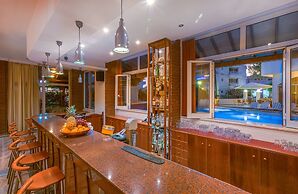 Pavlos Hotel