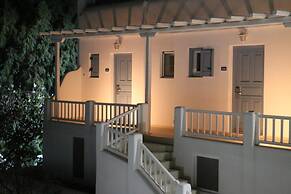 Petinaros Hotel
